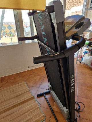 Cinta de andar y correr WALK FIT