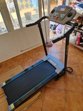 Cinta de andar y correr WALK FIT