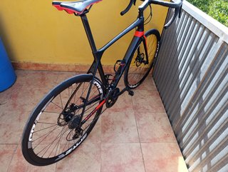 Bicicleta Giant TCR Advanced Disc Negra/Roja
