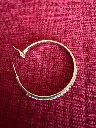 Argollas Plateadas con Brillantes