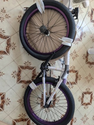 Bicicleta BMX Morada