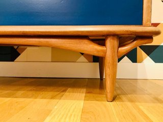 Cómoda Mid Century Azul y Madera