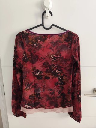 Blusa Bershka Estampada Talla M