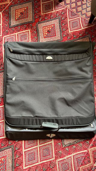 Portatrajes Samsonite Negro