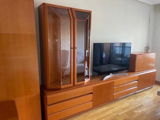 Mueble salón madera + mesa y 6 sillas