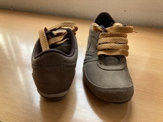 Lote 2 pares zapatillas mujer talla 37