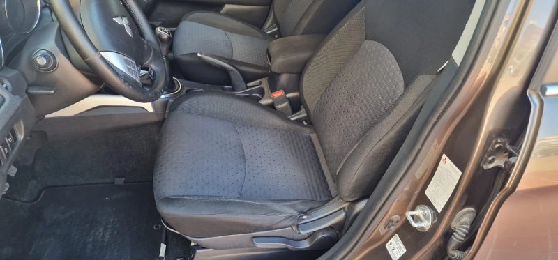 Mitsubishi ASX 2012, foto 9