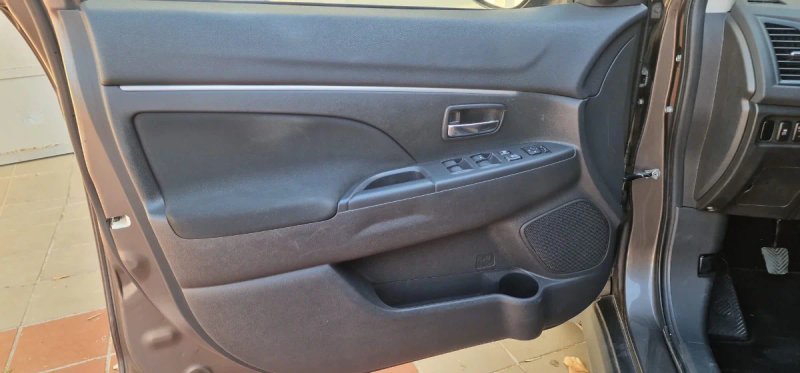 Mitsubishi ASX 2012, foto 13