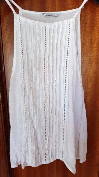 Blusa Stradivarius tirantes finos Talla L