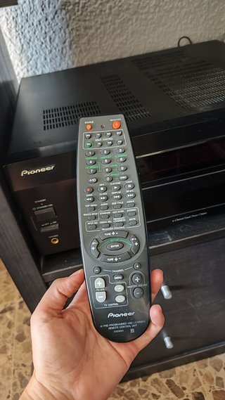 Equipo de sonido Pioneer + Altavoces Sony torre