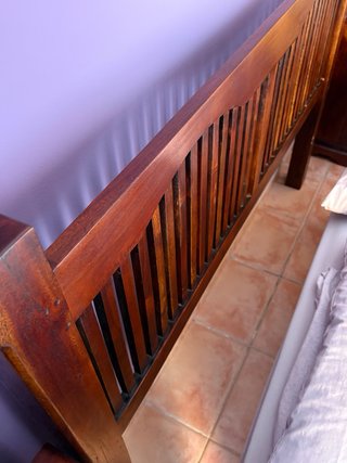 Cabecero de cama de madera