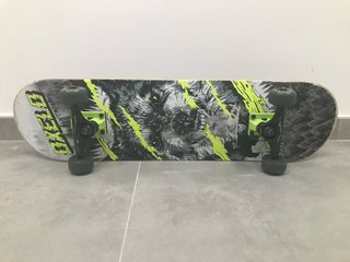 Skate Oxelo Diseño Lobo