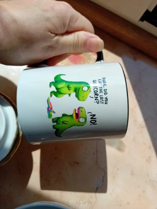 Tazza divertente con dinosauri