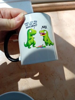 Tazza divertente con dinosauri