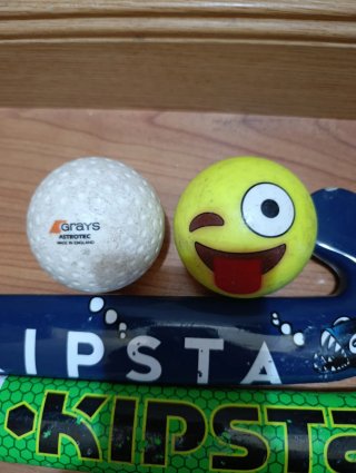 Hockey Niño: Palos, Bolas y Protecciones