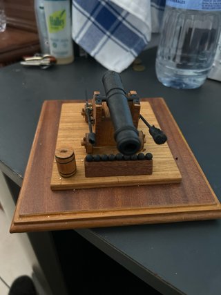 Maqueta de barco construida a