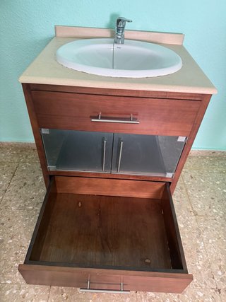 Mueble de baño madera y cristal