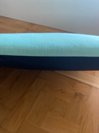 Cama para perro mediano. Verde turquesa. NUEVA