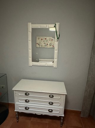 Habitación completa con 2 camas y muebles