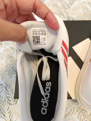Zapatillas Adidas VL Court Base.