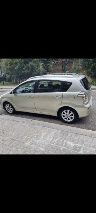 Toyota Verso 2005