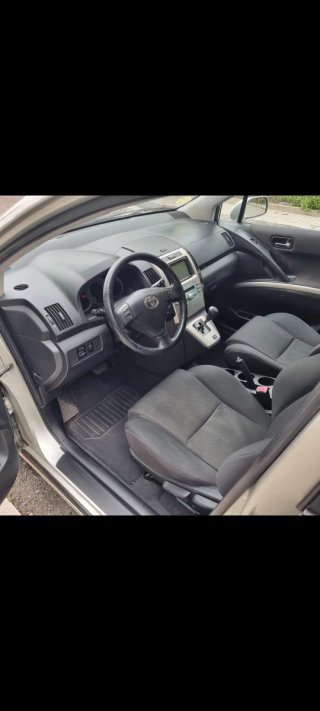 Toyota Verso 2005