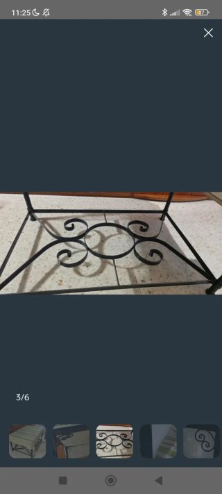 Mesa de forja con tapa de cristal