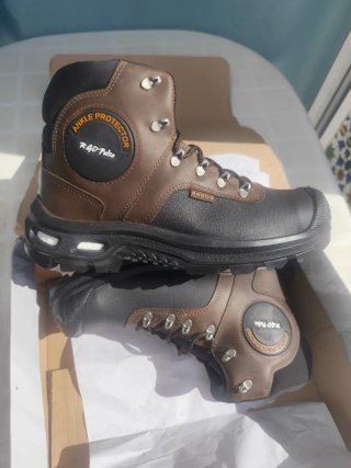 Botas seguridad Ergos S3. ¡¡ 121€ en tienda !!