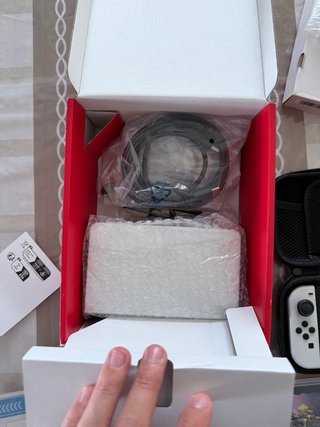 Nintendo Switch OLED Bianca + Giochi