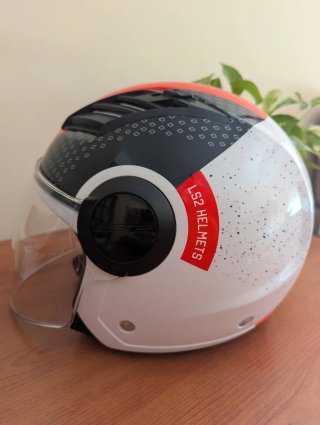 Casco Moto LS2 Rojo y Negro