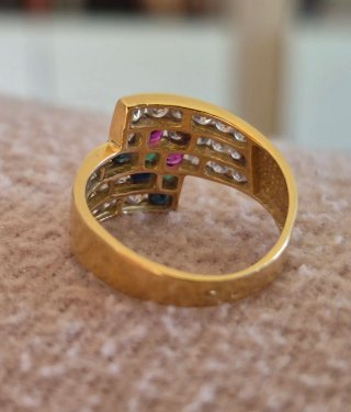 Anillo Oro 18k con Gemas Multicolor