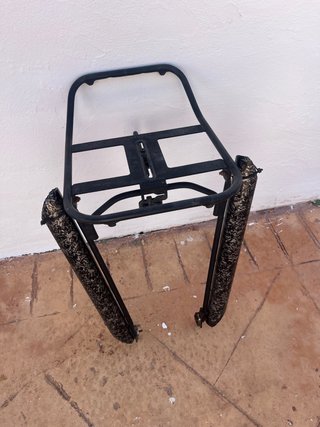 Soporte cañero para bici eléctrica