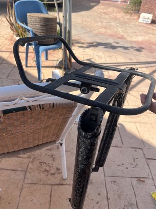 Soporte cañero para bici eléctrica