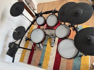 Batería Digital Alesis Strike Pro Edición + Pedal