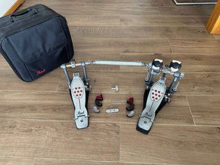 Batería Digital Alesis Strike Pro Edición + Pedal