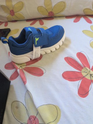 Zapatillas Tenth sin abrir nuevas