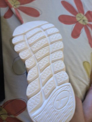 Zapatillas Tenth sin abrir nuevas