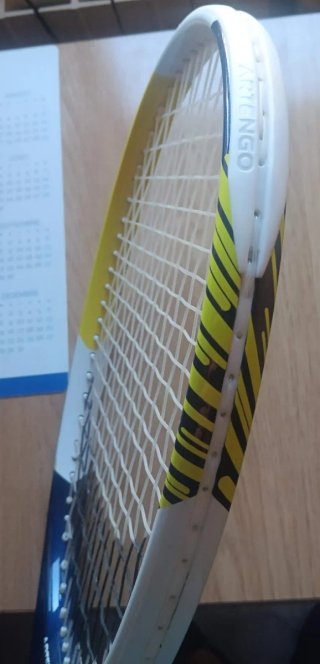 Raqueta Tenis Artengo TR320 + Funda