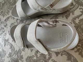 Sandalias FitFlop Mujer Talla 40 Gris/Plateado