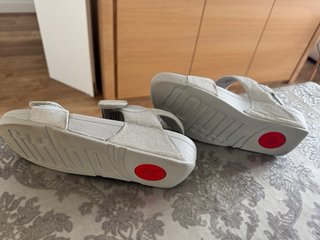 Sandalias FitFlop Mujer Talla 40 Gris/Plateado