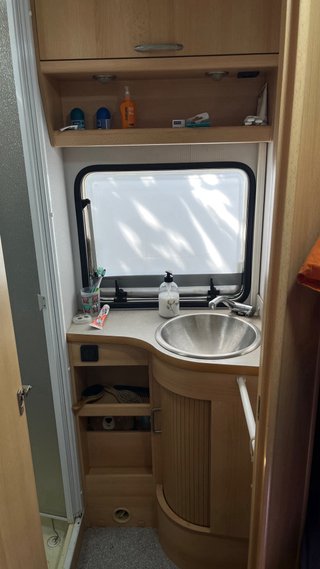 CARAVANA KNAUS en CAMPING PLATJA VILANOVA