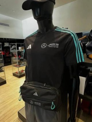 Bandolera Adidas Mercedes-AMG Petronas Formula 1.