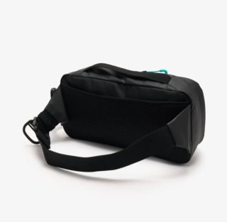 Bandolera Adidas Mercedes-AMG Petronas Formula 1.