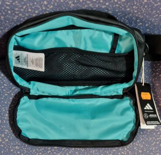 Bandolera Adidas Mercedes-AMG Petronas Formula 1.