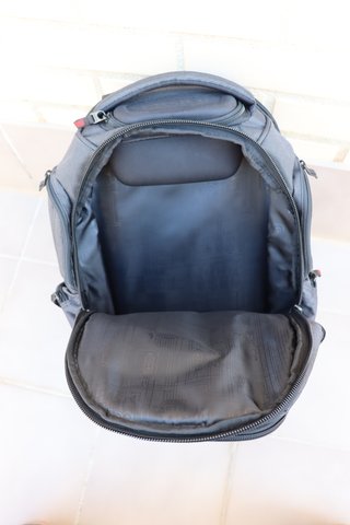 A ESTRENAR Mochila NEGRA Ogio Renegade RSS Nueva