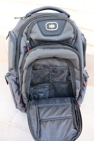 A ESTRENAR Mochila NEGRA Ogio Renegade RSS Nueva