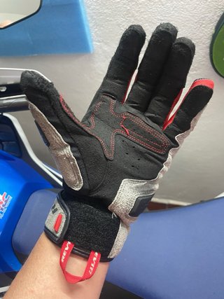 Guantes Moto Revit modelo MANGROVE.