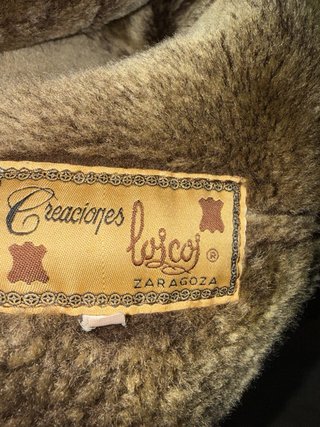 Chaqueta de piel marrón