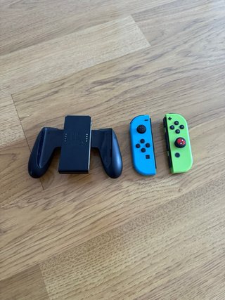Nintendo Switch OLED + 9 juegos y accesorios