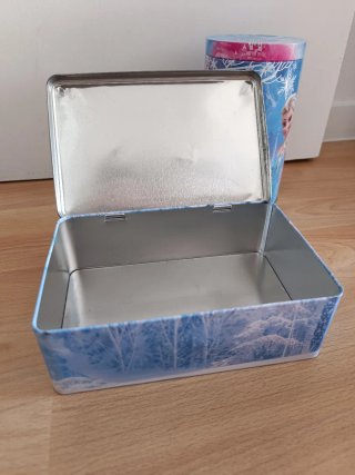 Estuches metálicos Frozen